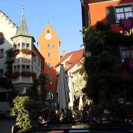 Constance View Apartment *