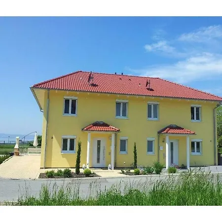 Apartment Constance View